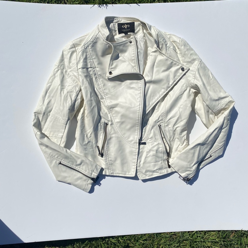 Effortless White Faux Leather Moto Jacket by LINGLUOFANG